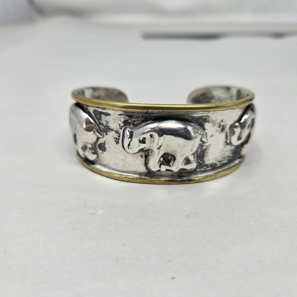 Taxco Sterling Silver Mexico Vintage 2 Tone Elephant Cuff Bracelet Good Luck 30G - Picture 2 of 11